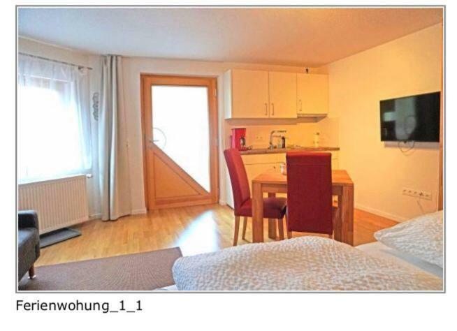 Ferienwohnung Wanderlust Klingenmünster Exteriör bild